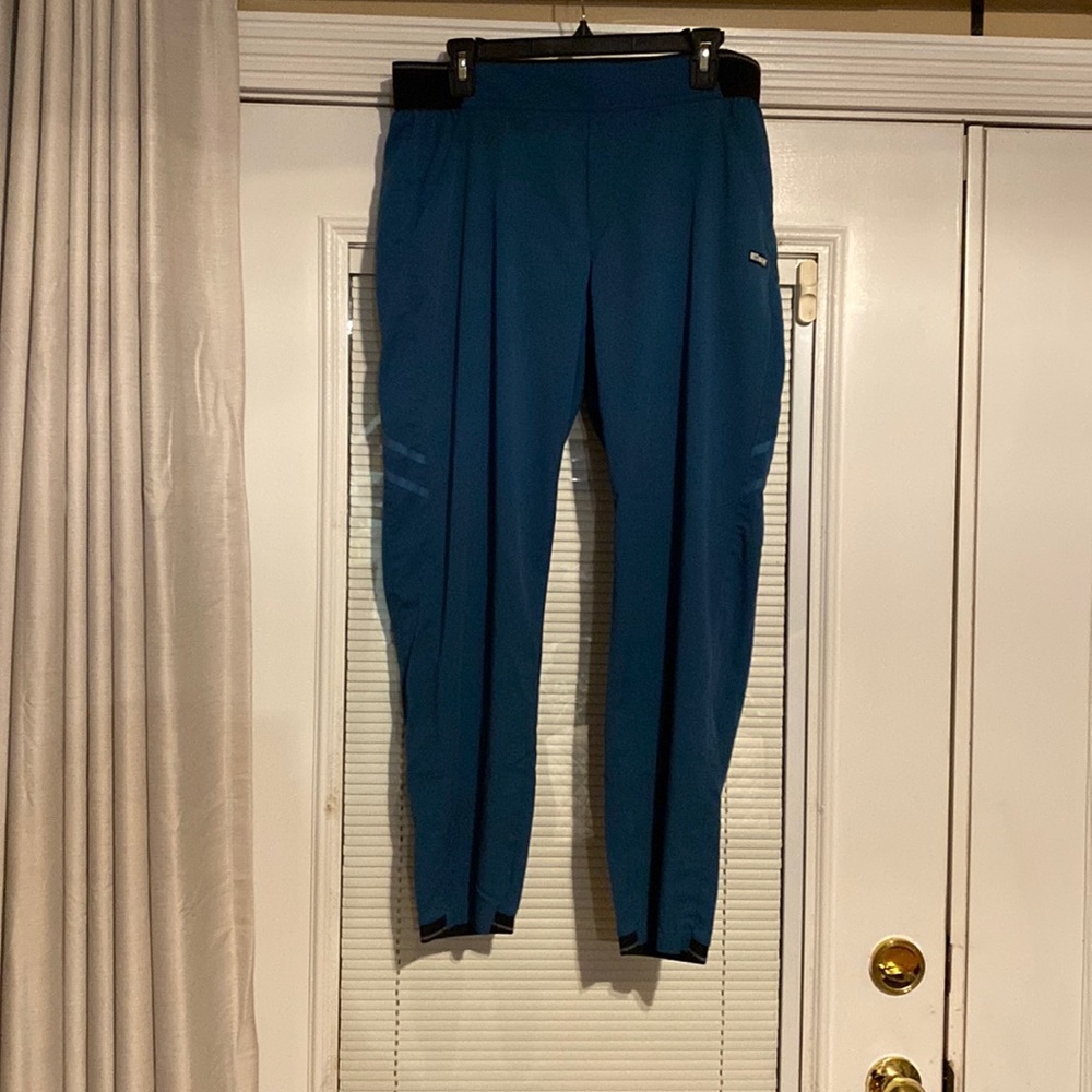 Grey’s Anatomy Impact scrub pants